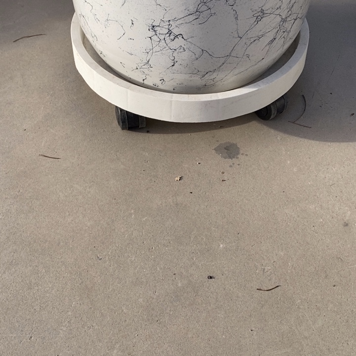 400万向轮接水盘