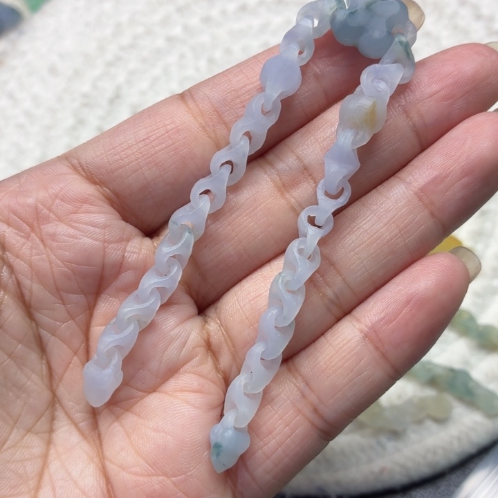 如***翼定制翡翠未镶嵌毛货待编款式不退不换