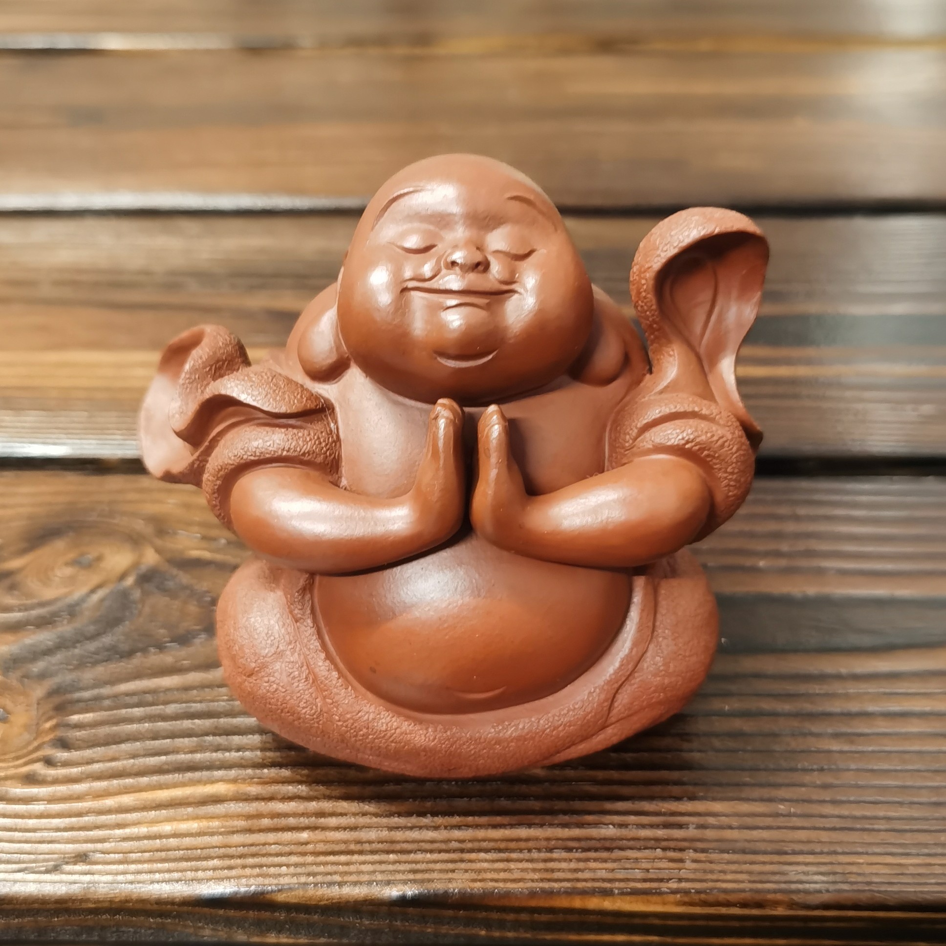 紫砂茶宠摆件朱泥大红袍自在佛 高10cm宽10cm