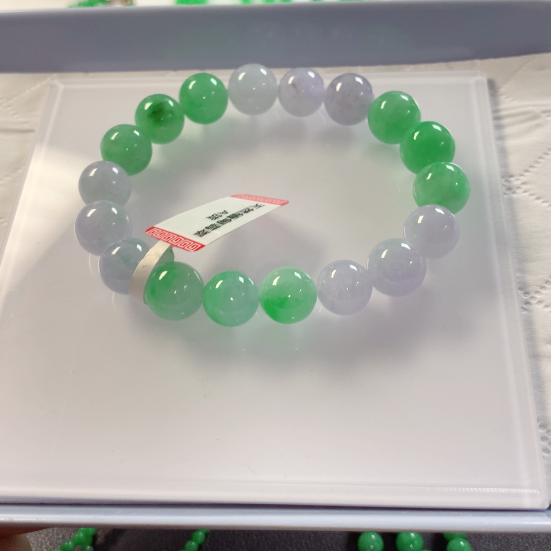 翡翠未镶嵌颈饰手串