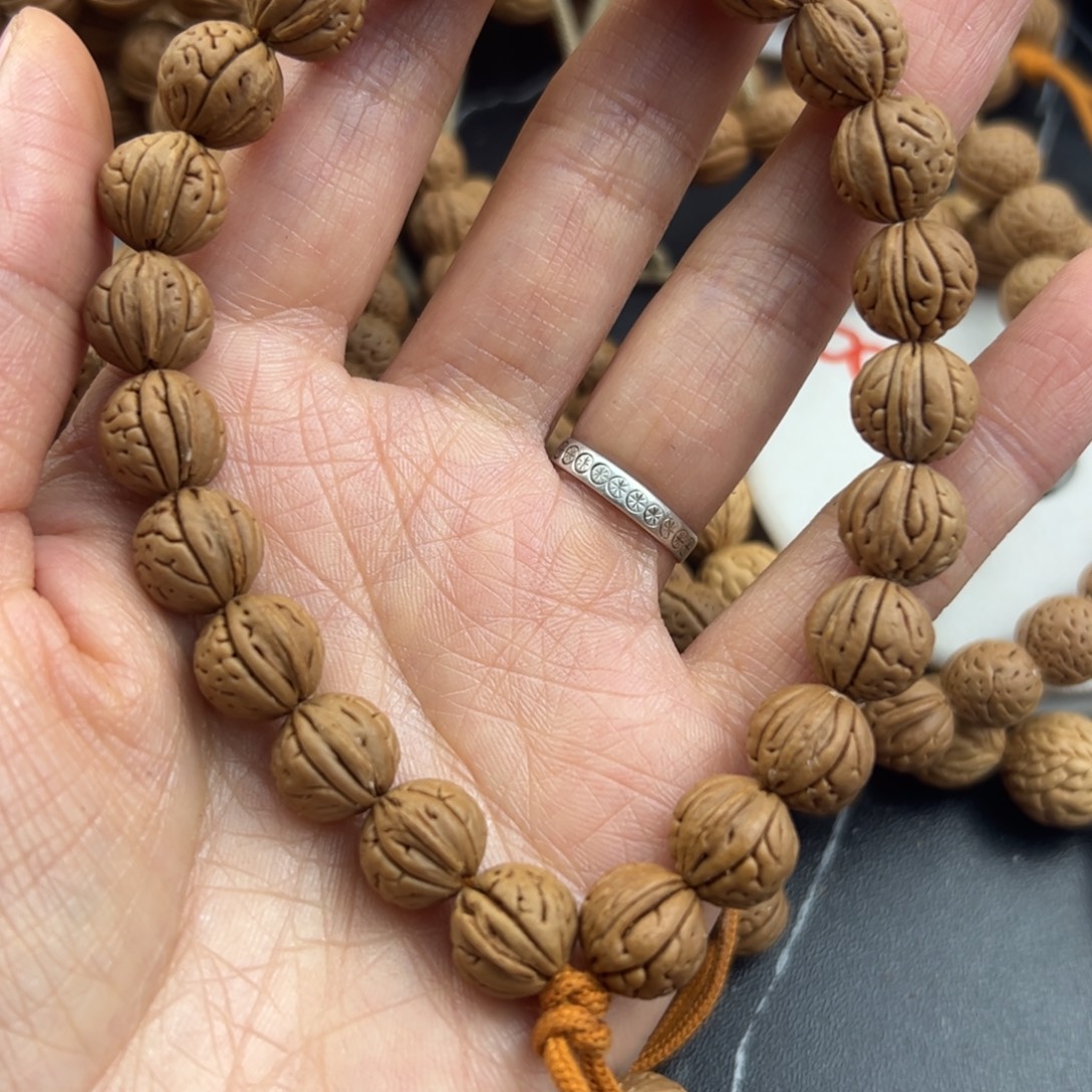 李***酒手串桃核野生山桃核手串手链