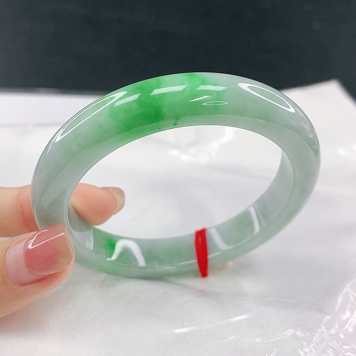 翡翠未镶嵌手镯圈56，50126