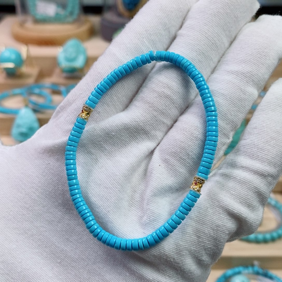 绿松石未镶嵌珠宝奇石