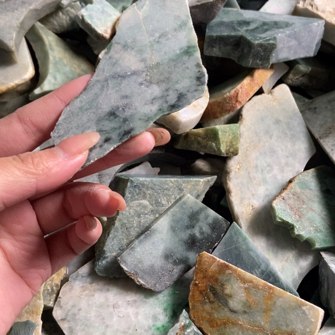 翡翠未镶嵌挂件天然翡翠