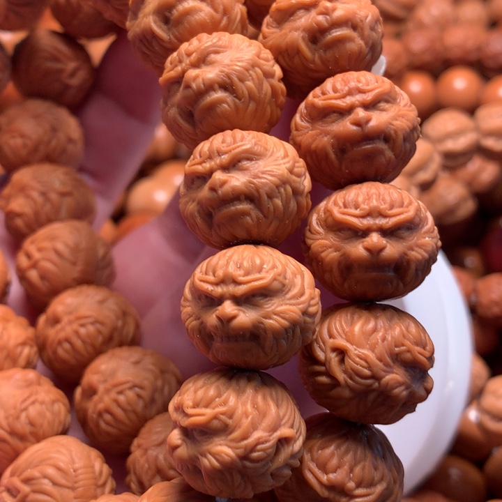 【闪购商品】猴头核桃手串美**具悟空