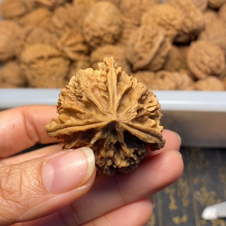 田***桐文玩核桃吊坠文玩核桃异形单只