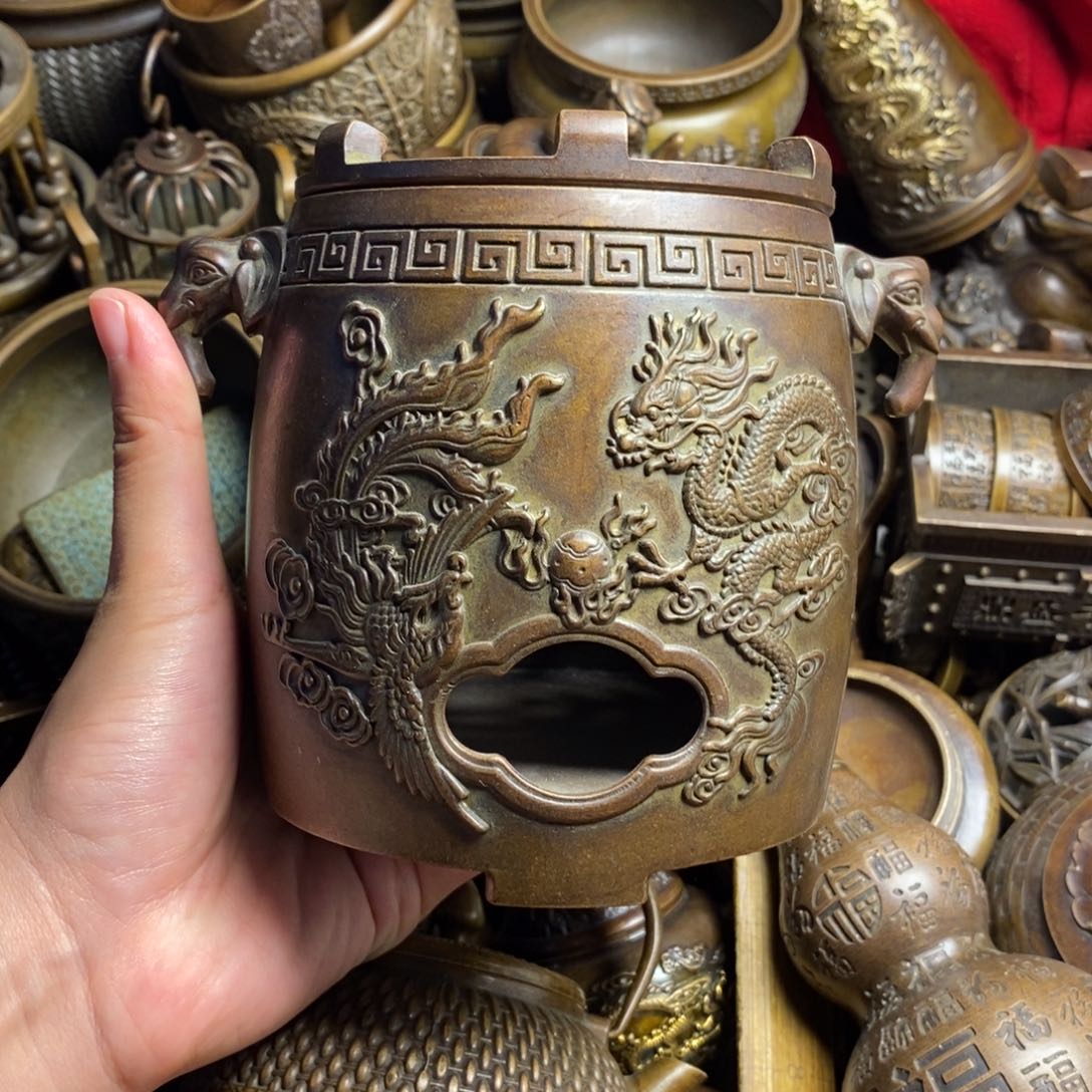 精美铜器做工精良