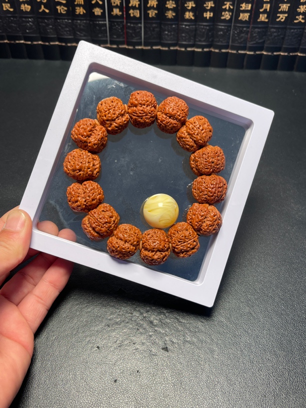 新品金刚菩提手串6号