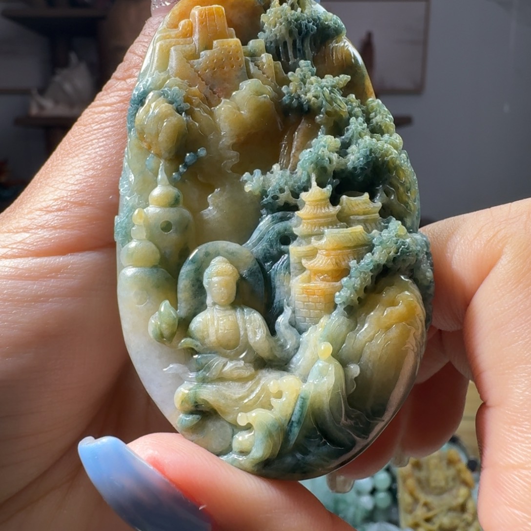 定制翡翠未镶嵌佛观天下