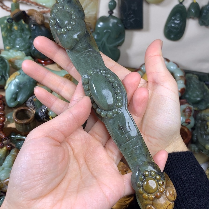 岫岩河磨玉（透闪石质玉）手把未镶嵌