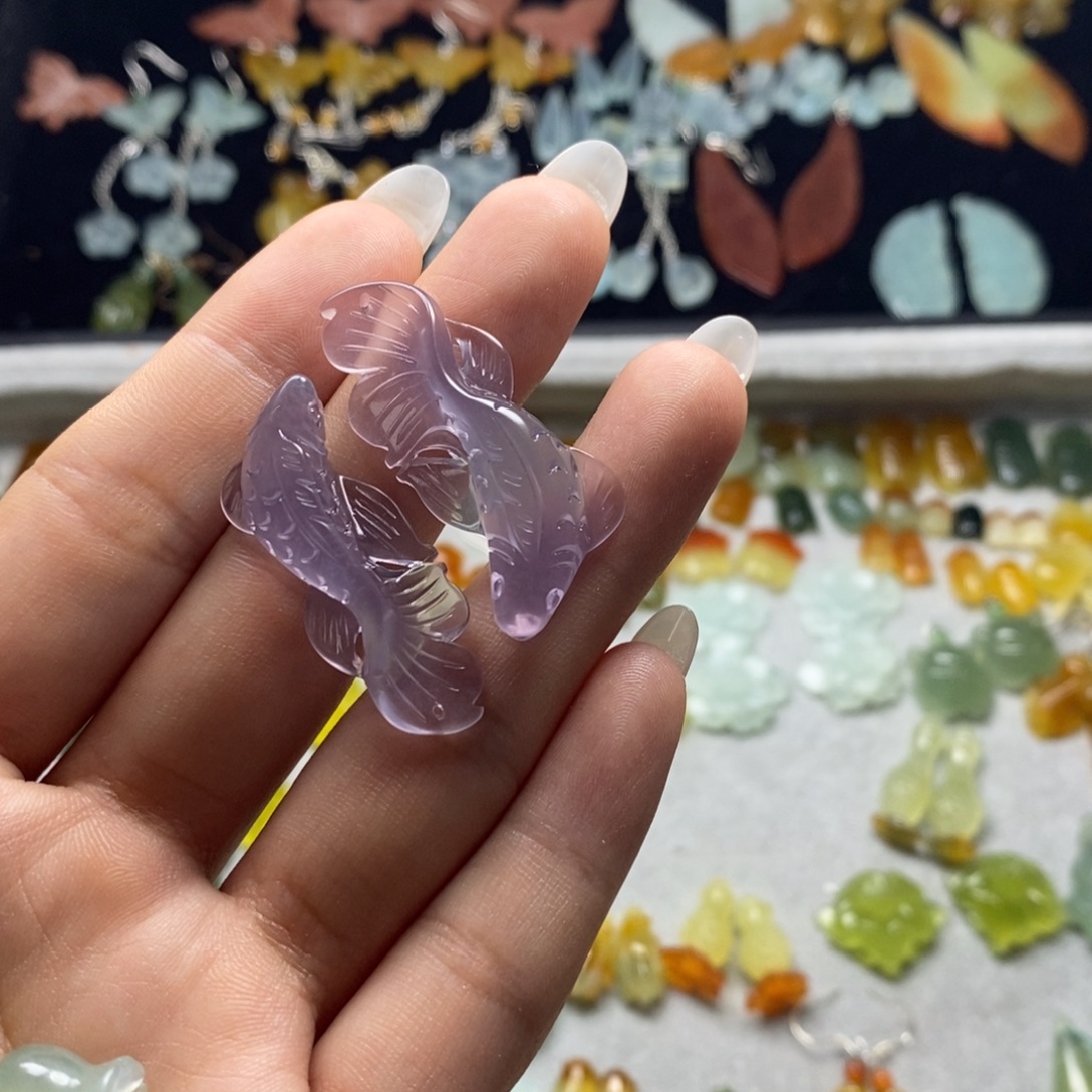 *****蛇纹石玉未镶嵌耳饰