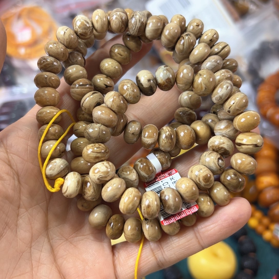 琥珀珠宝奇石未镶嵌396