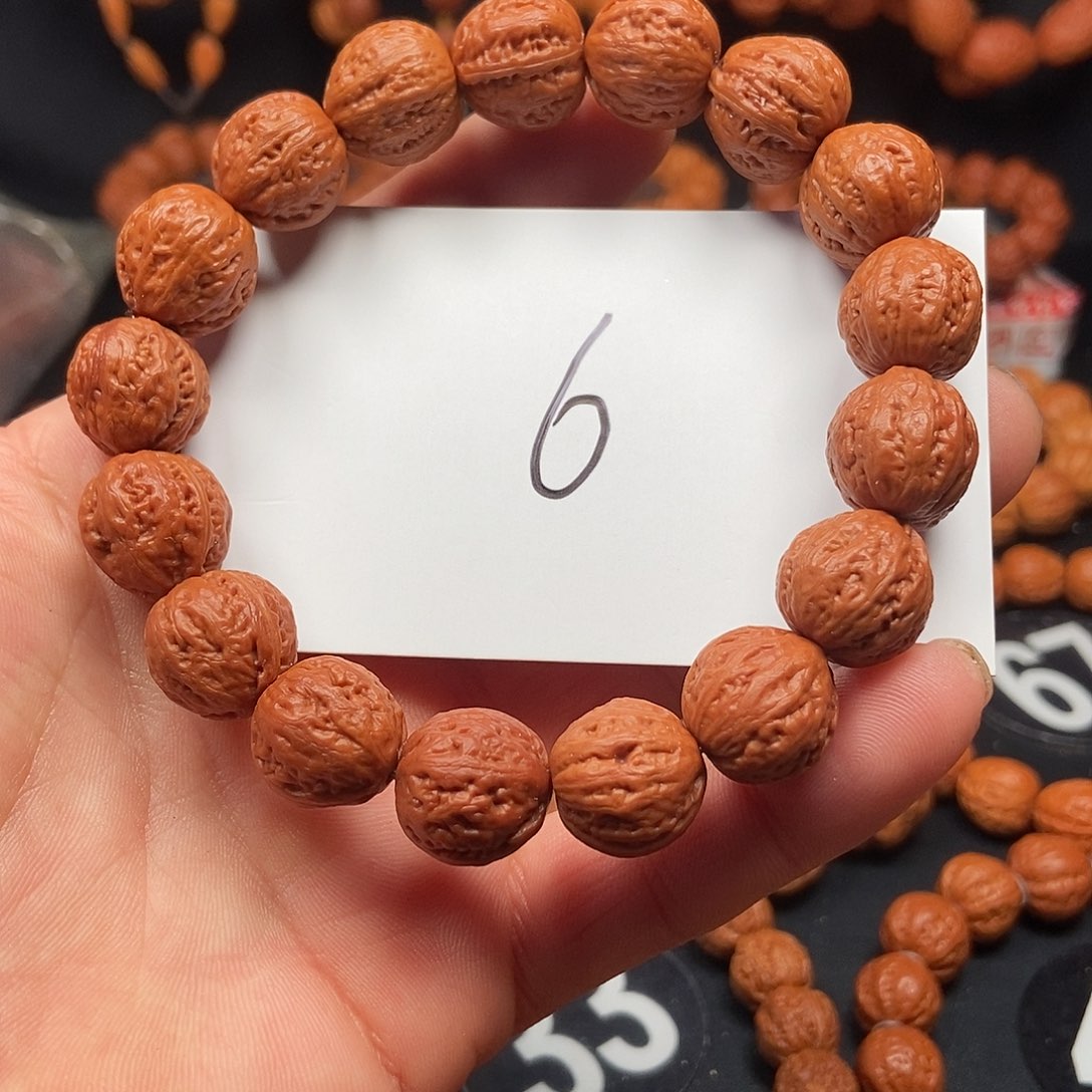 文玩核桃吊坠八棱1