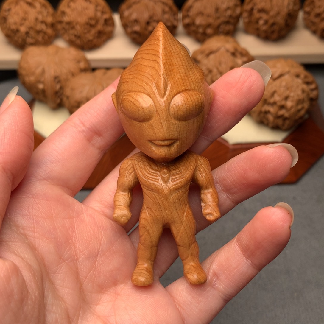 文玩核桃把件奥特曼