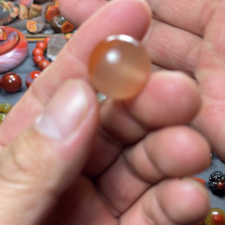 南红玛瑙未镶嵌手链