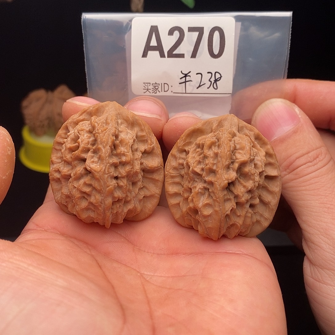 文玩核桃吊坠马老四39