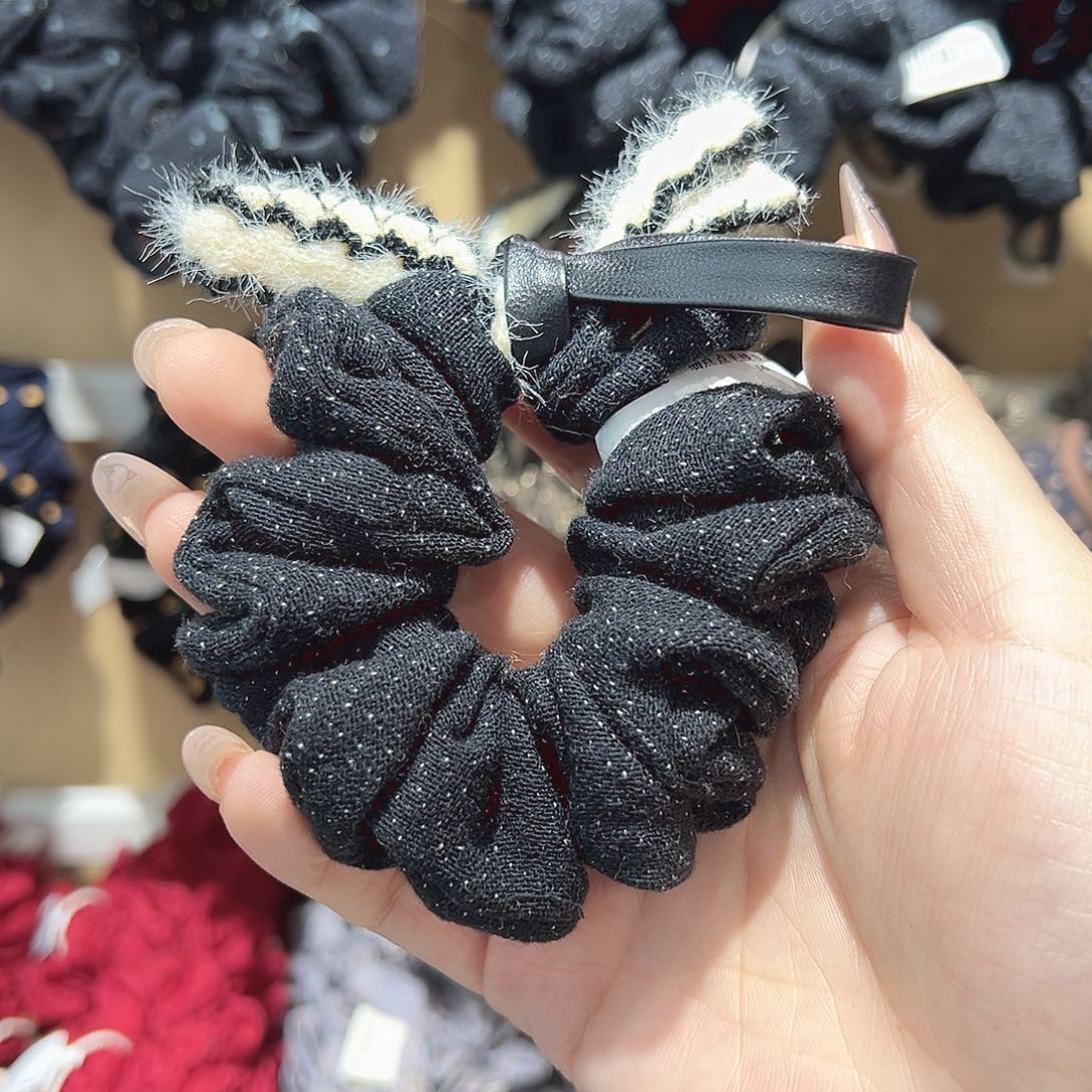 仿珍珠非金属白色蝴蝶结黑色发圈