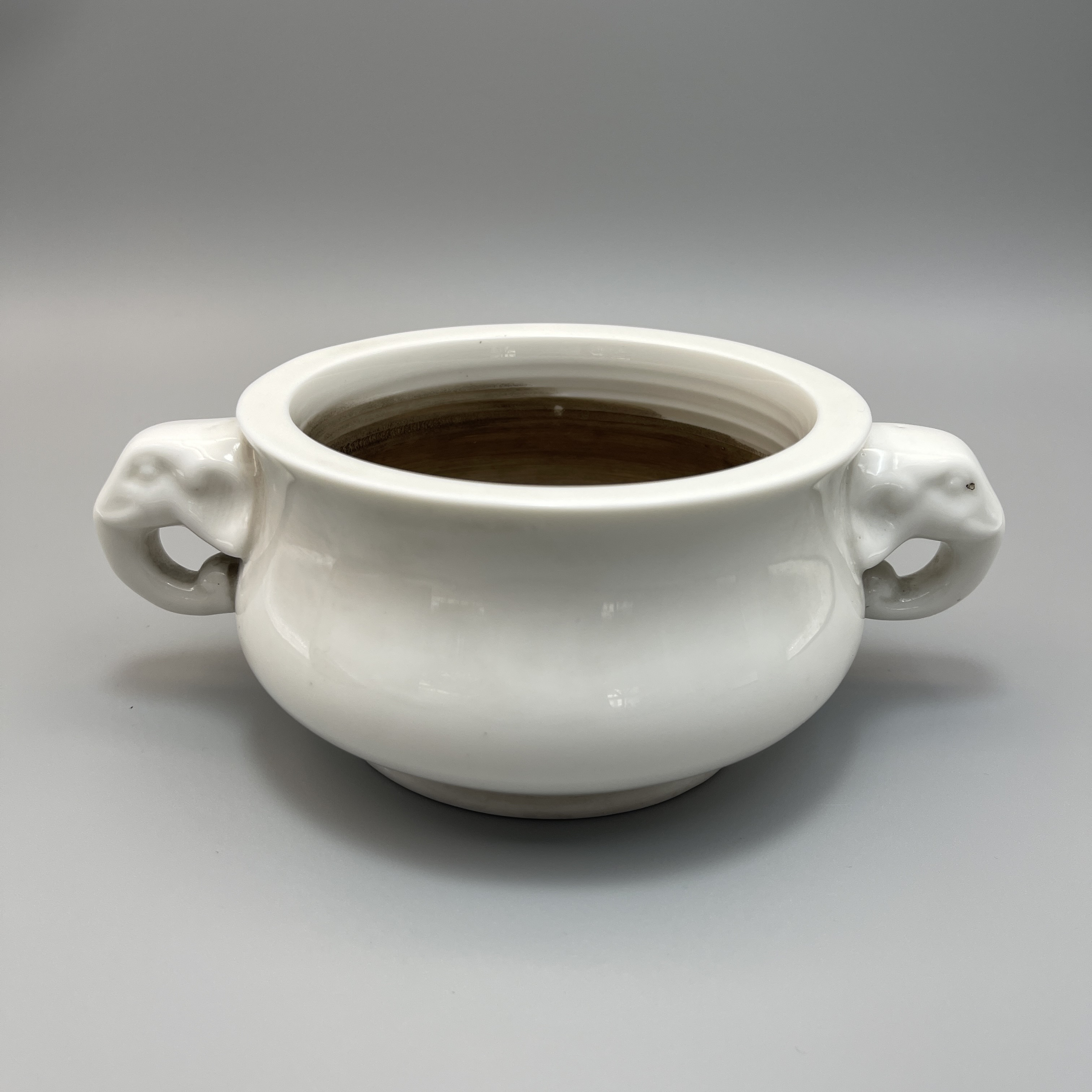 德化白瓷象耳炉H8599