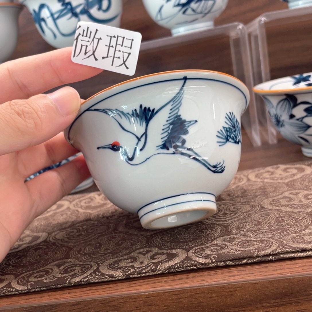 釉下手绘茶具微瑕