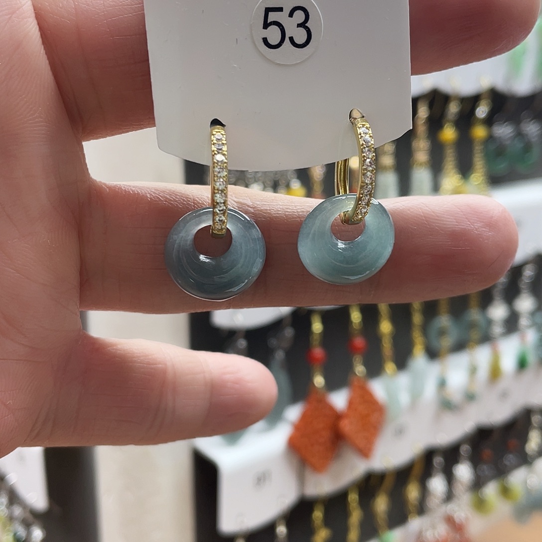 随***点翡翠未镶嵌耳饰翡翠未镶嵌耳饰53 光要坠子