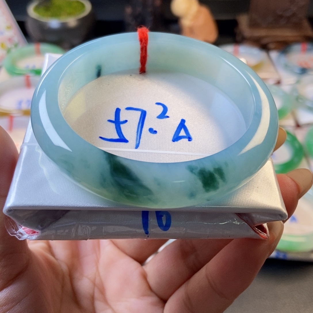 翡翠未镶嵌手镯27冰胶蓝飘花