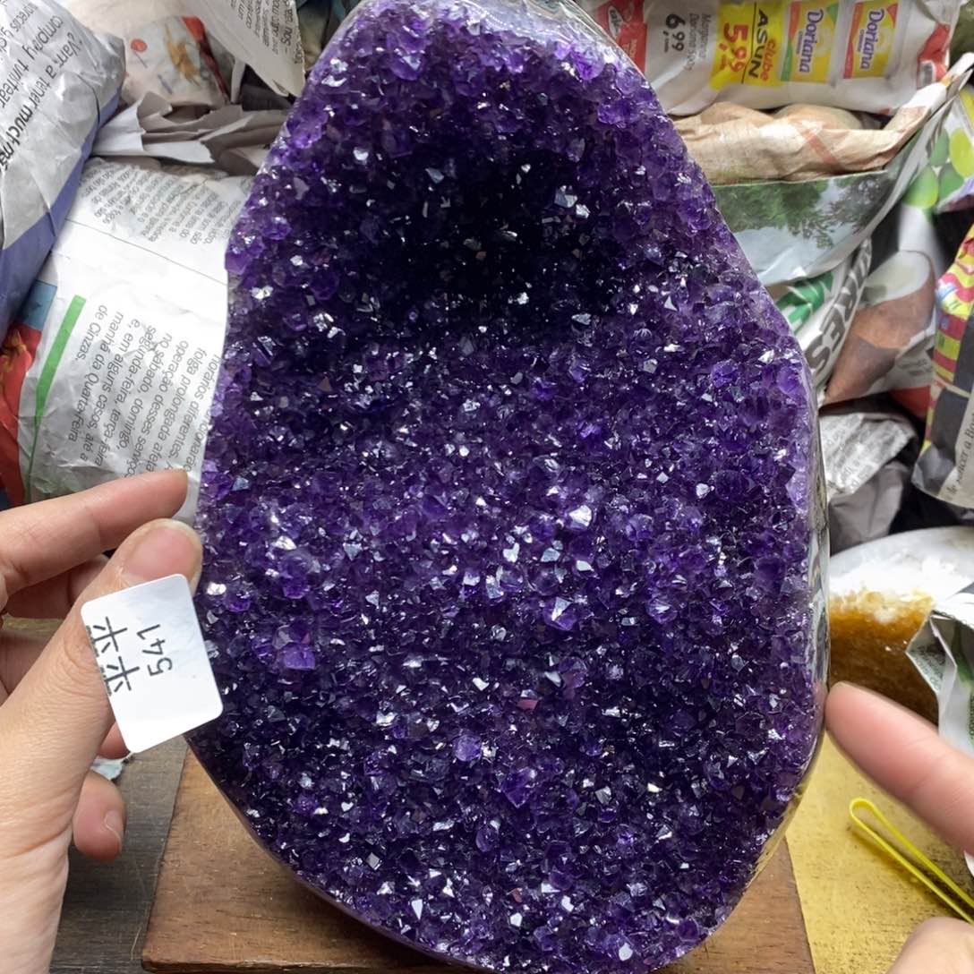 紫晶乌拉圭未镶嵌