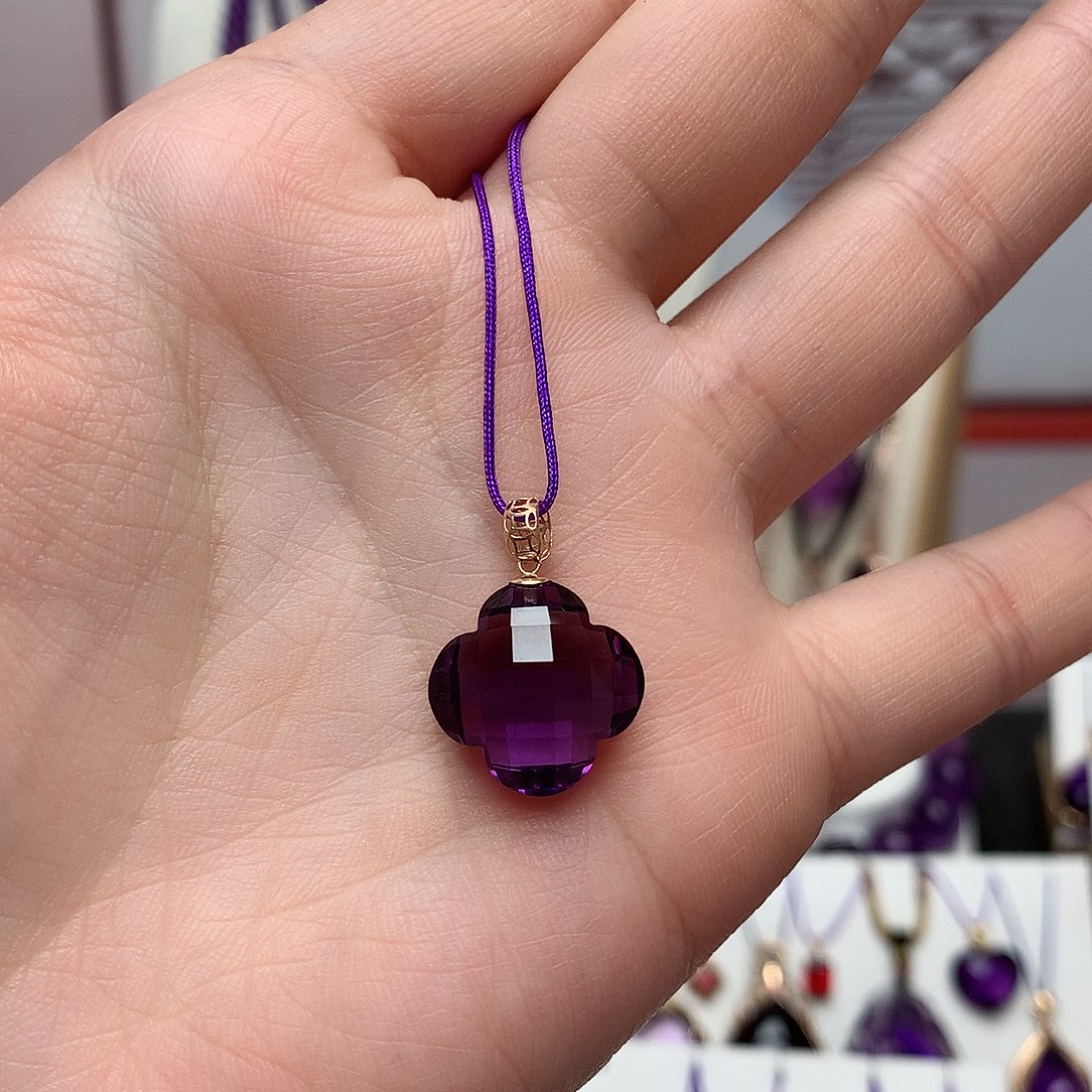 紫晶吊坠(赠链)18K金镶嵌