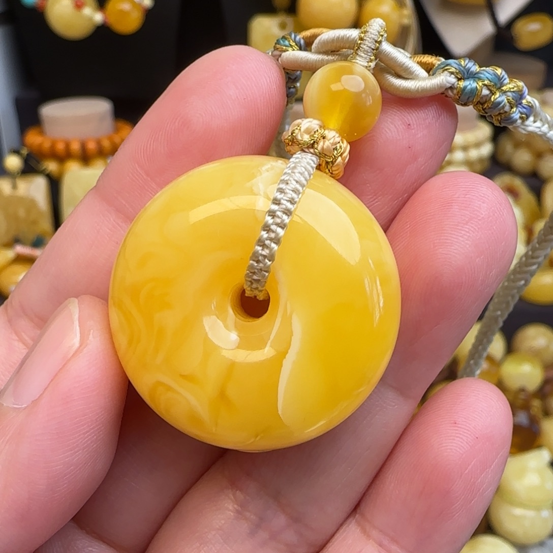 琥珀未镶嵌套链天然焦皮料杨枝甘露蜜蜡平安扣