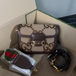 99新 GUCCI/古驰 斜跨包 4 3437