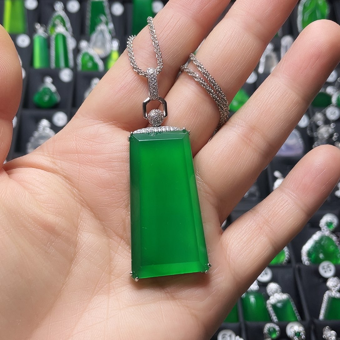 玛瑙/玉髓合金颈饰