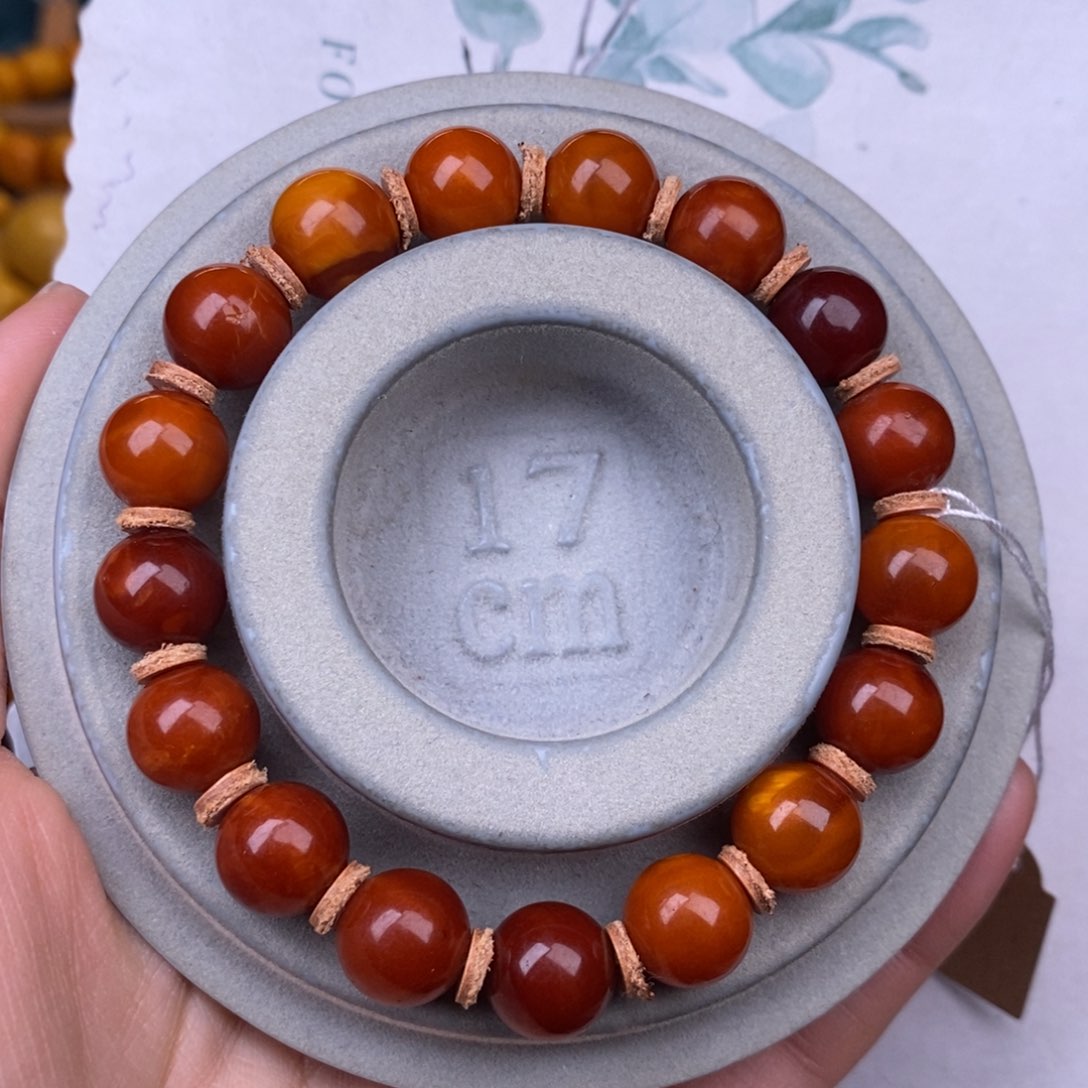 蜜蜡裸石未镶嵌蜜蜡