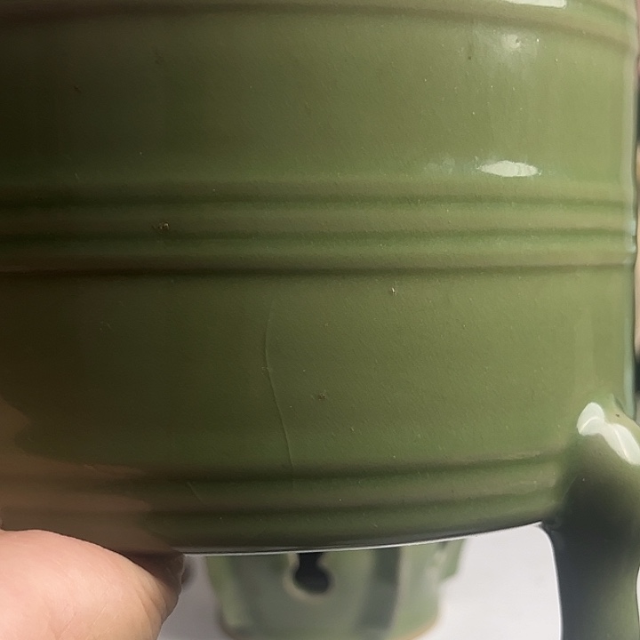 桂***斋瓷片东沟窑三足匝标本