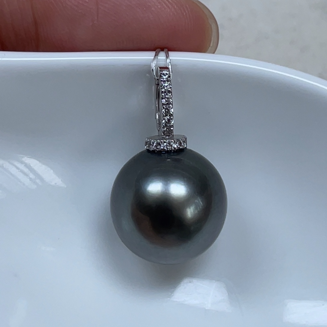 颈饰海水珍珠18K金镶嵌13.3