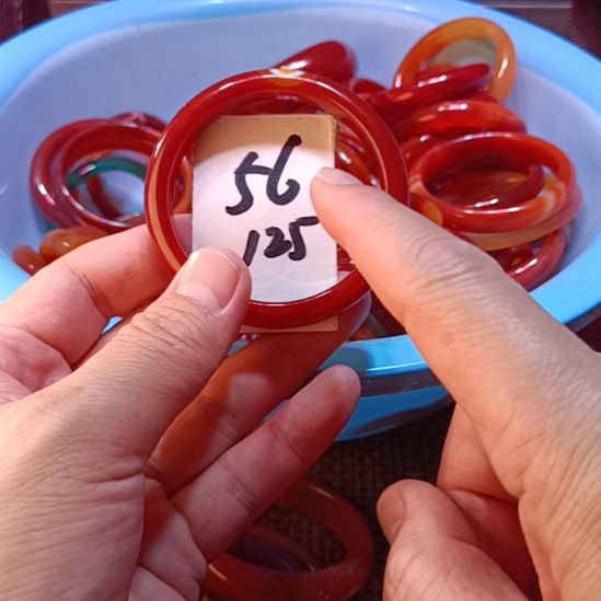 玛瑙/玉髓未镶嵌手镯