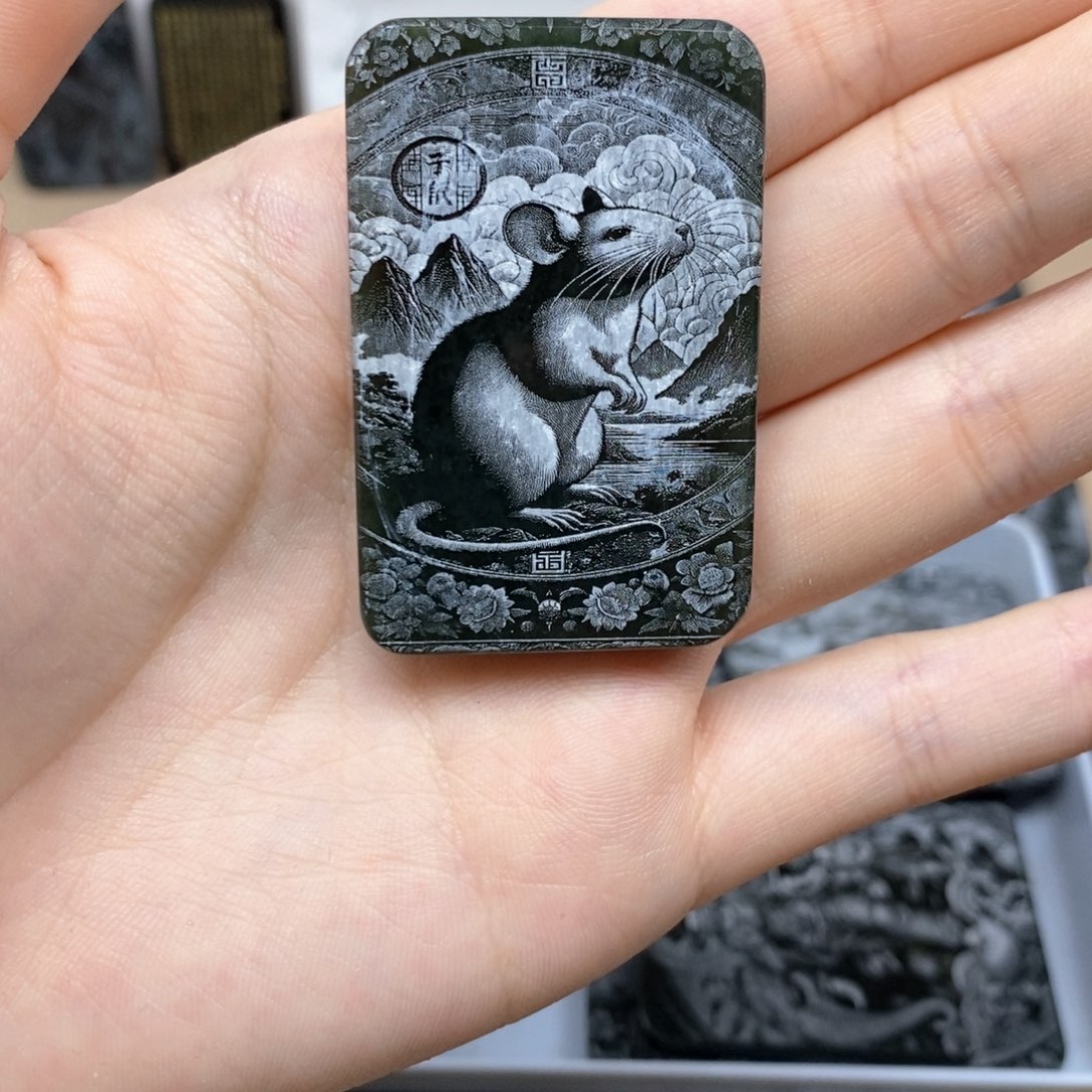 颈饰未镶嵌和田玉