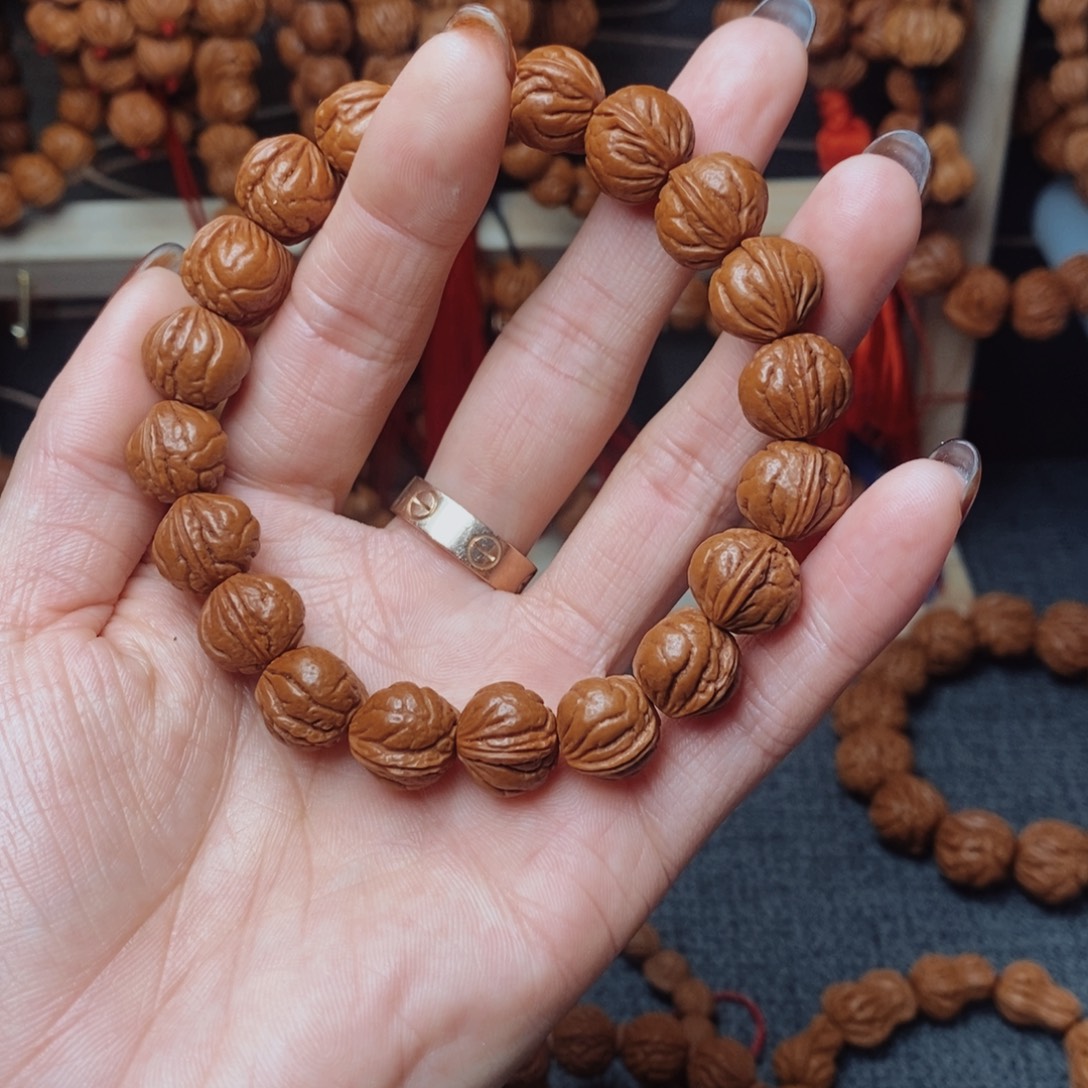 吊坠桃核龙纹桃枭