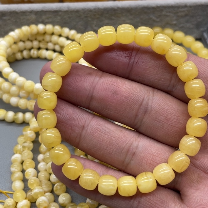 琥珀未镶嵌裸石手串