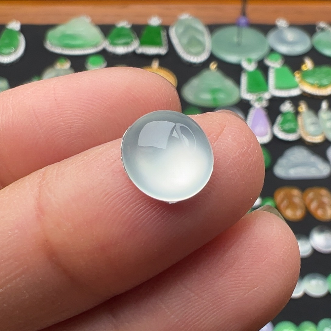 翡翠颈饰未镶嵌蛋8.9