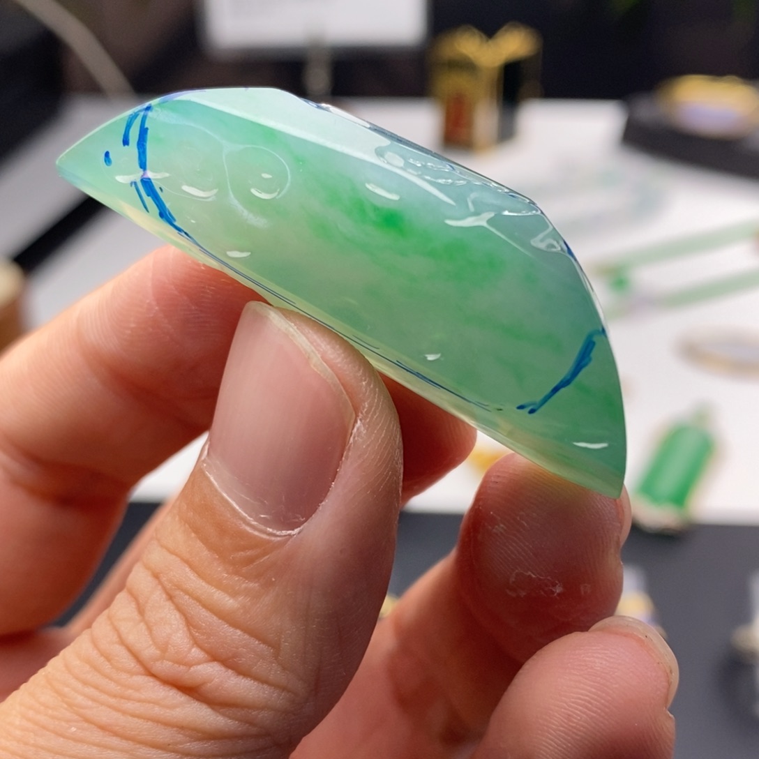 定制翡翠未镶嵌包工