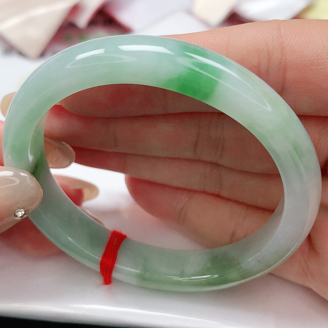 【闪购商品】翡翠手镯未镶嵌缅甸天然A货翡翠