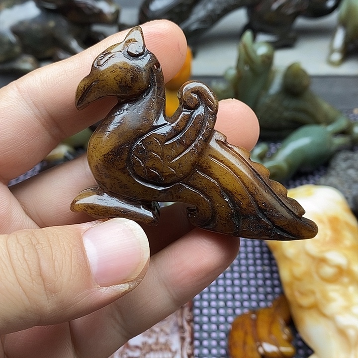 未镶嵌蛇纹石玉颈饰