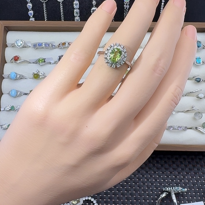 戒指银S925镶嵌橄榄石