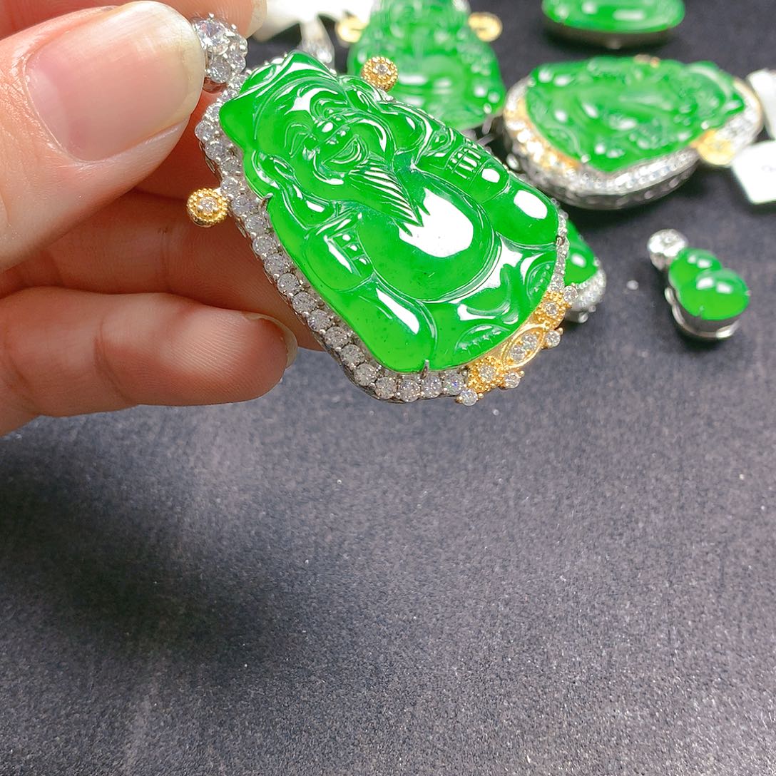 颈饰银S925镶嵌翡翠翡翠