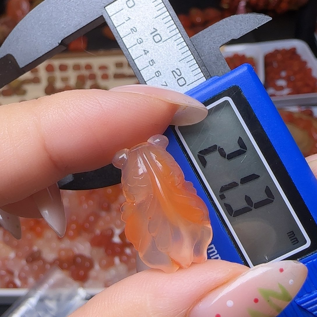 南红玛瑙未镶嵌颈饰