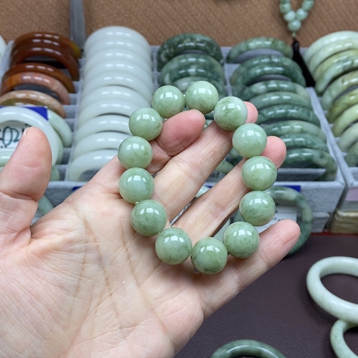 蛇纹石玉未镶嵌手链