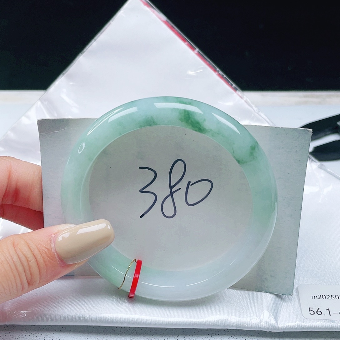 翡翠未镶嵌手镯56+正圈