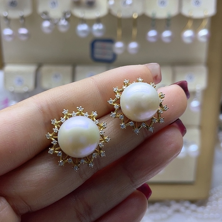 银S925镶嵌淡水珍珠耳饰