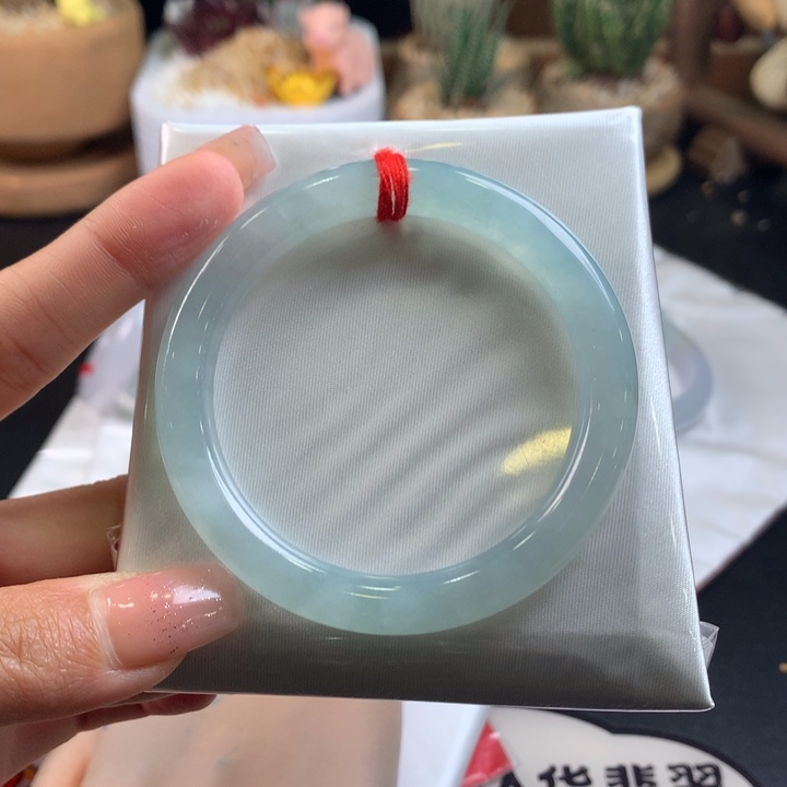 惠***…翡翠未镶嵌手镯52.6圈口