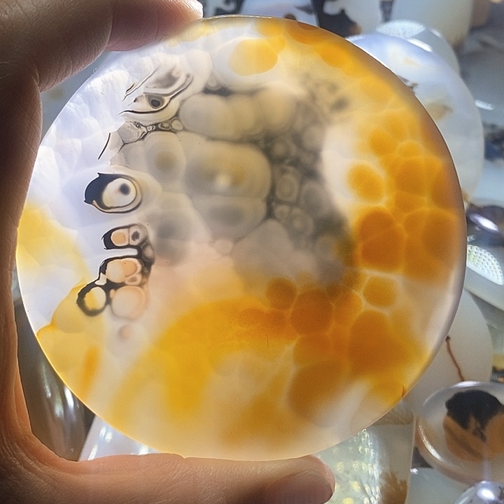 未镶嵌颈饰玛瑙/玉髓