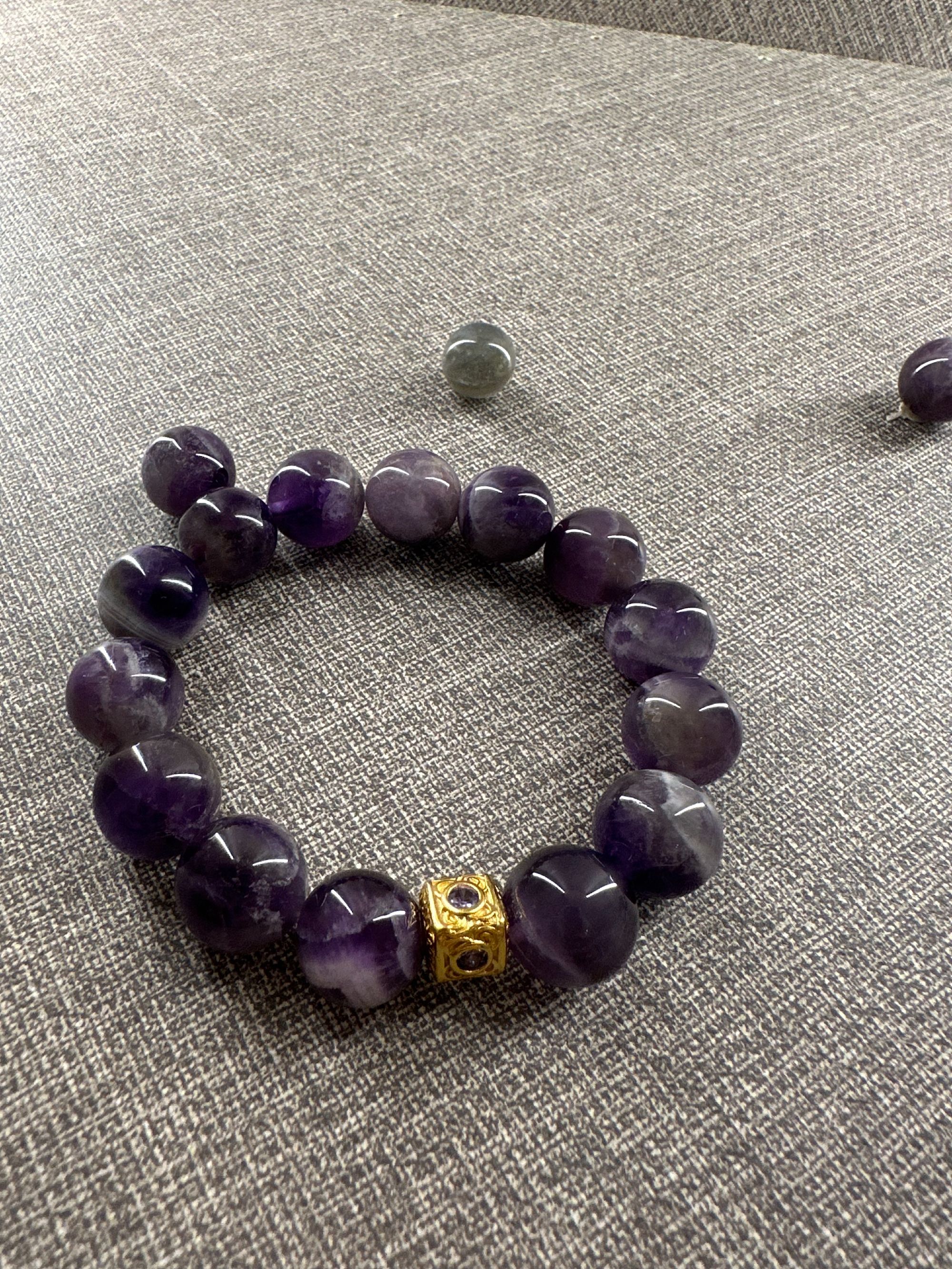 GUIMIN 天然纹理感紫水晶手串 03042